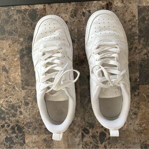 Nike White Sneakers - size 6 youth, White
